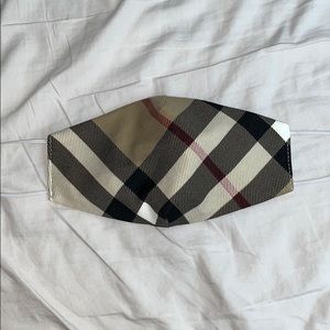 Burberry look-alike fabric mask (NEVER WORN)